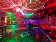 Partyraum: Stylischer Tanzclub