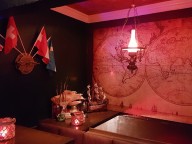 Partyraum: Hanseatischer Pub mit maritimen Flair